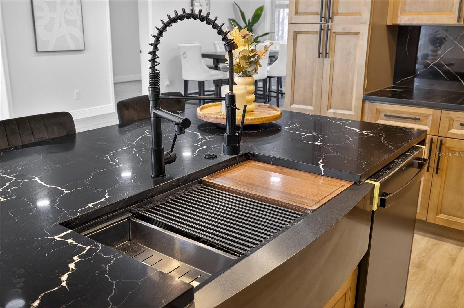 TAMPA SHORES INC #1 UN 1A REP - Residential