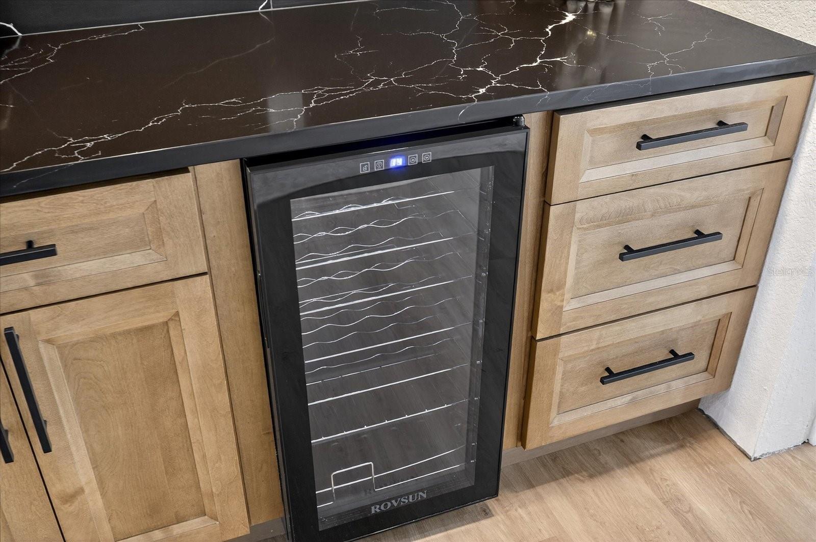 TAMPA SHORES INC #1 UN 1A REP - Residential