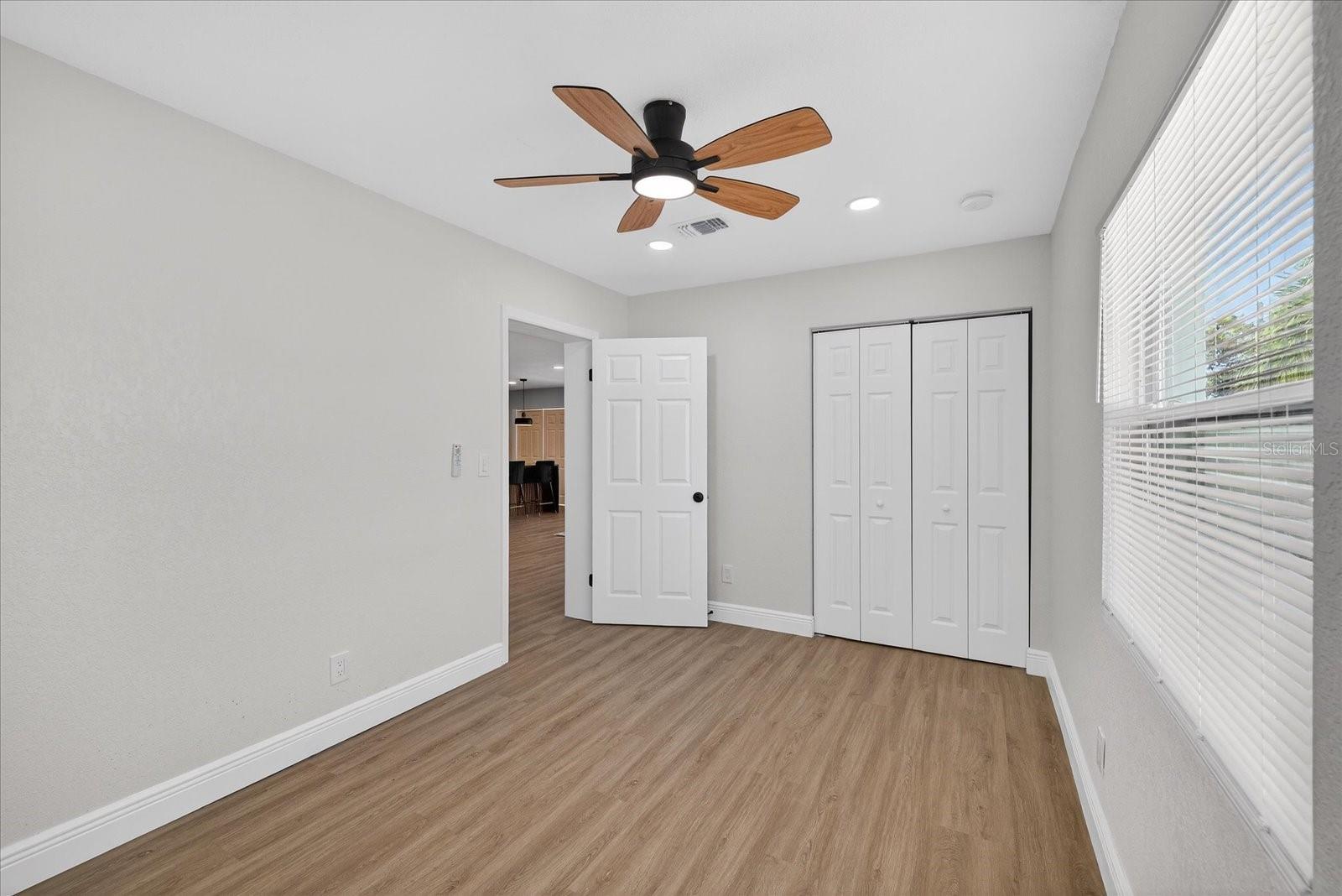 TAMPA SHORES INC #1 UN 1A REP - Residential