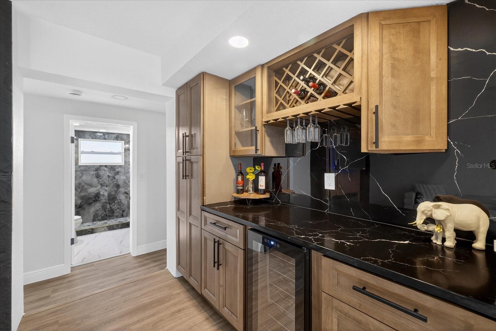 TAMPA SHORES INC #1 UN 1A REP - Residential