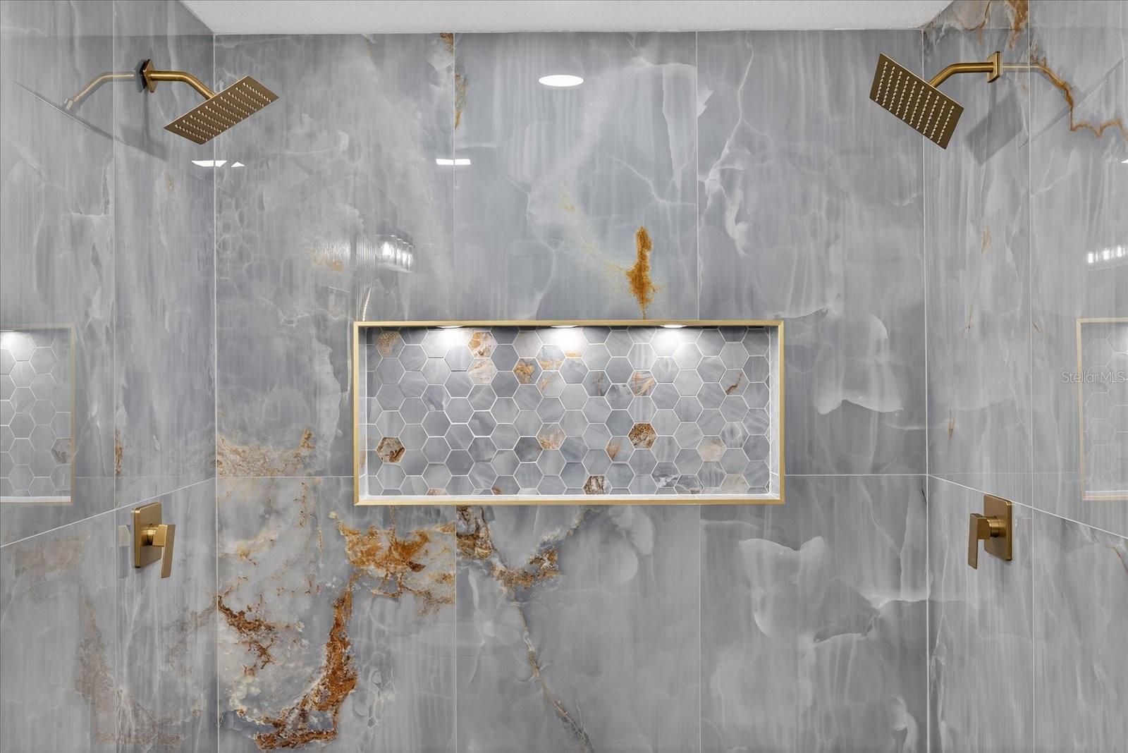 TAMPA SHORES INC #1 UN 1A REP - Residential