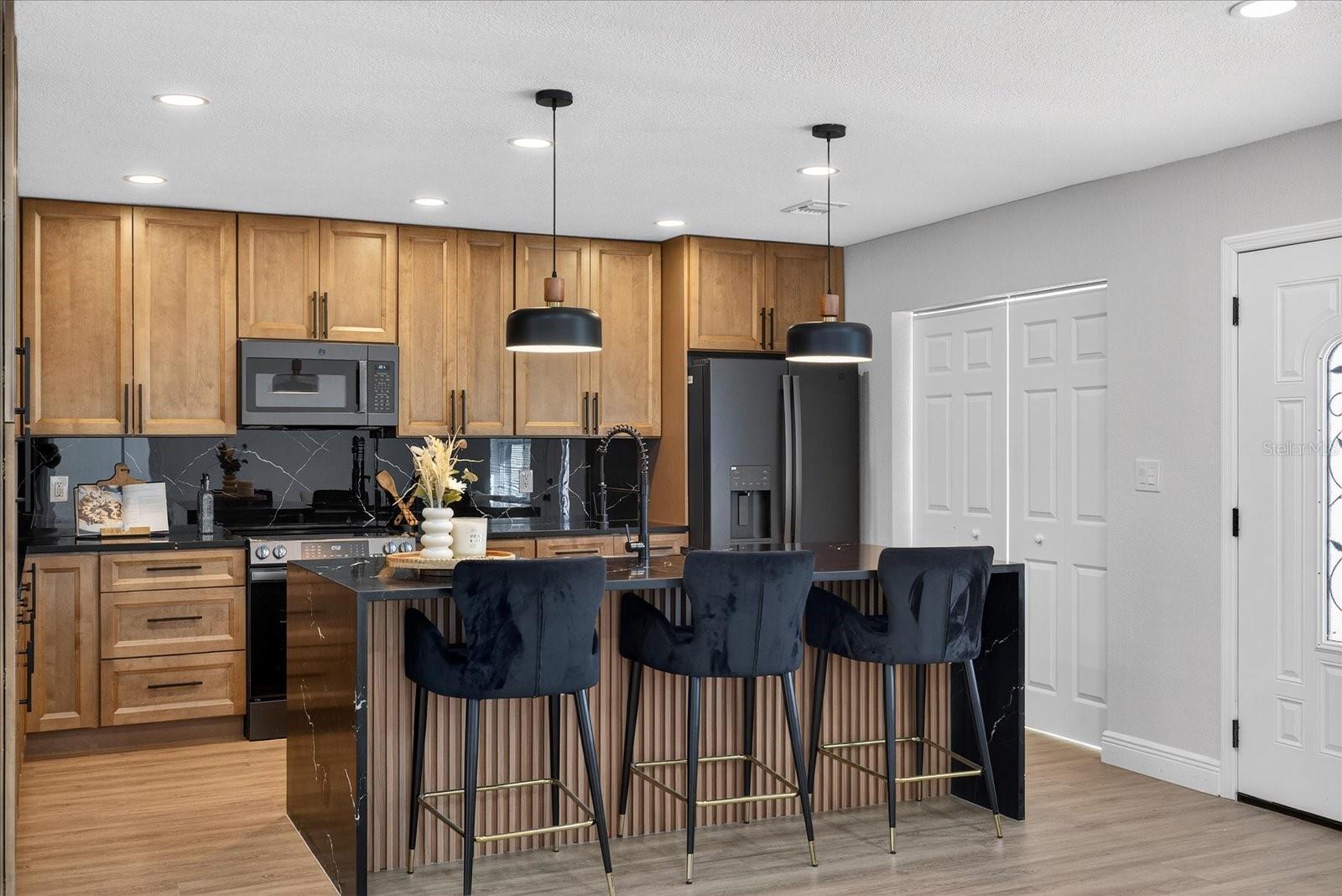 TAMPA SHORES INC #1 UN 1A REP - Residential