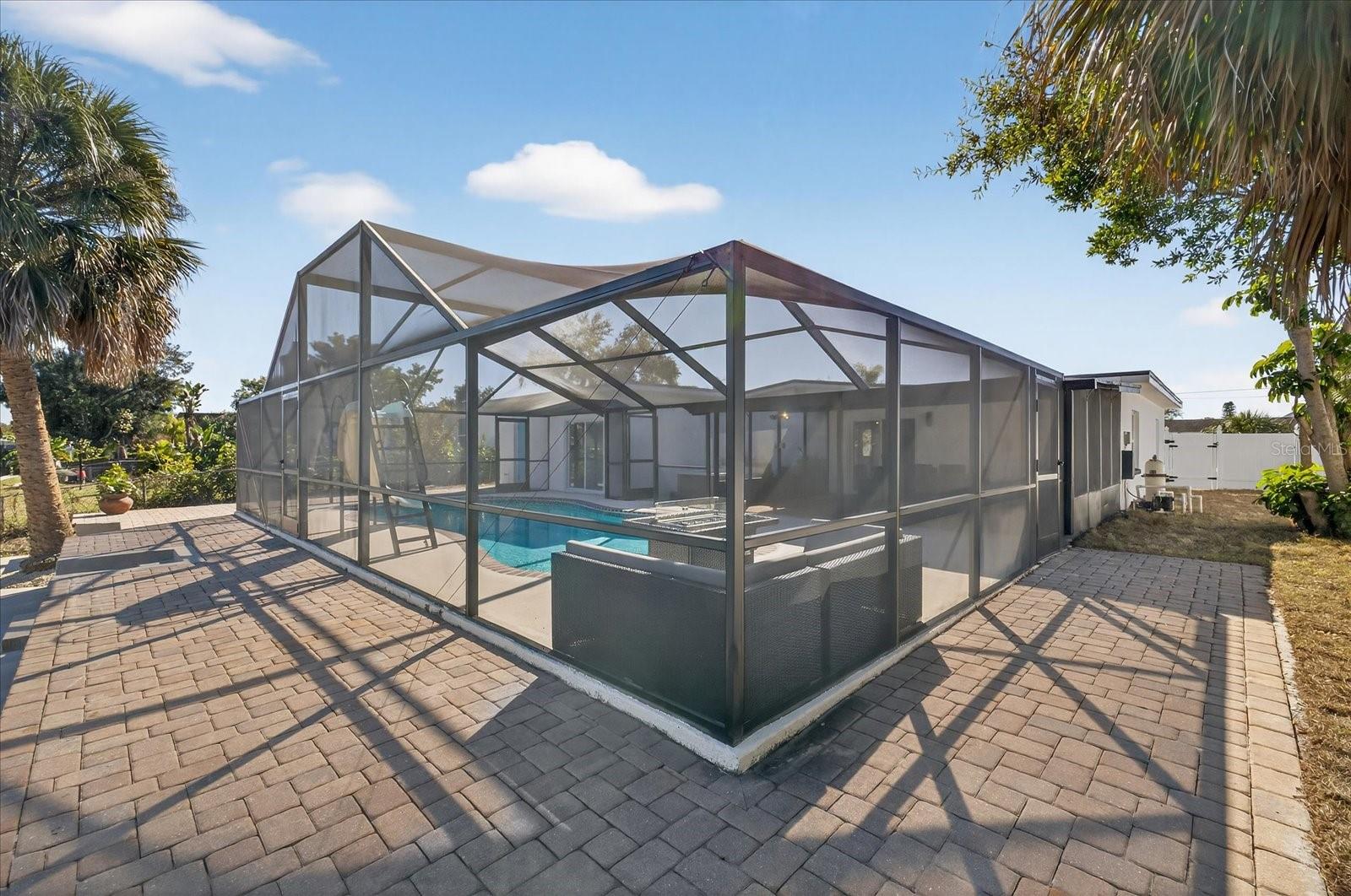 TAMPA SHORES INC #1 UN 1A REP - Residential