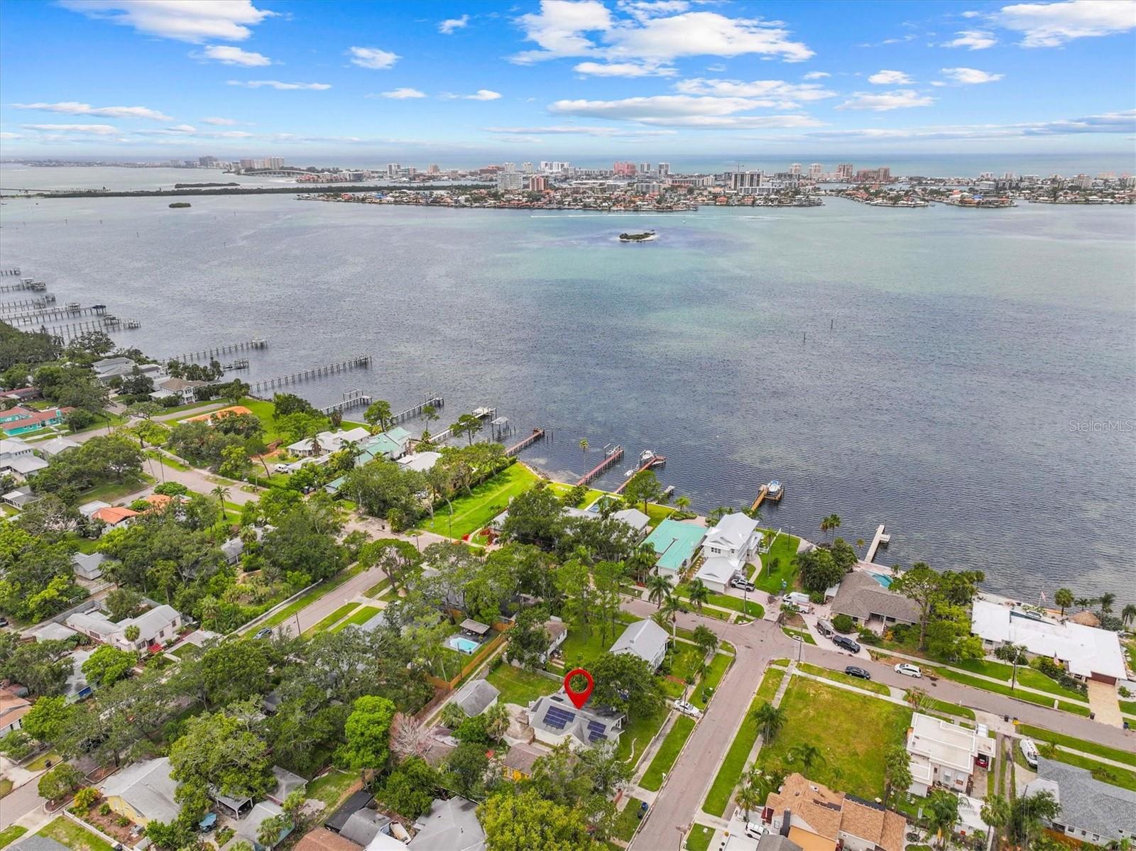 NORTH SHORE PARK - Residential Lease