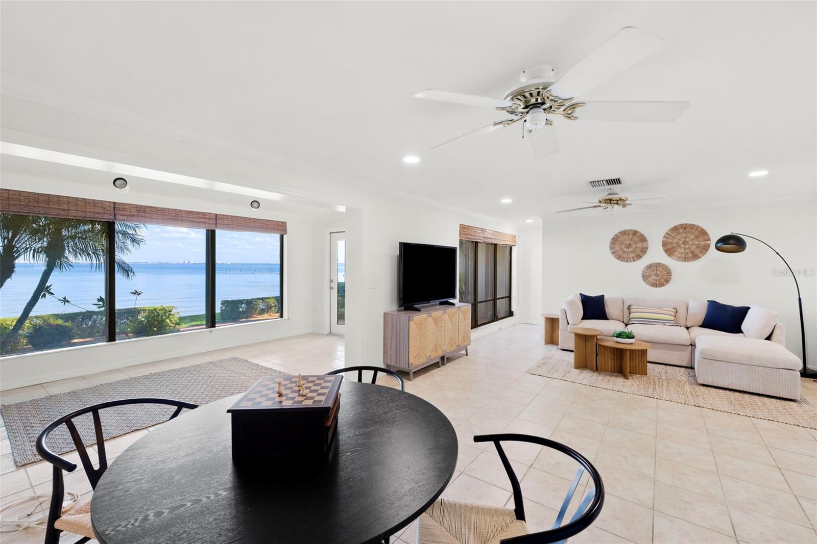 5010 BAYSHORE CONDO INC - Residential