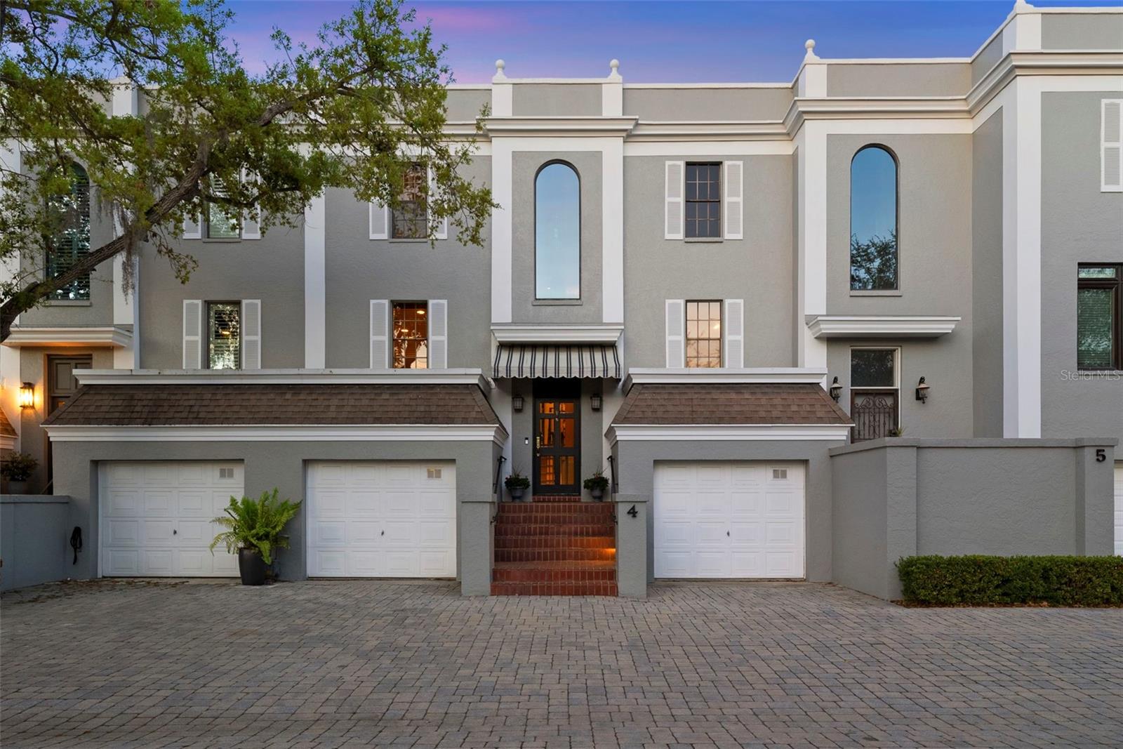 5010 BAYSHORE CONDO INC - Residential