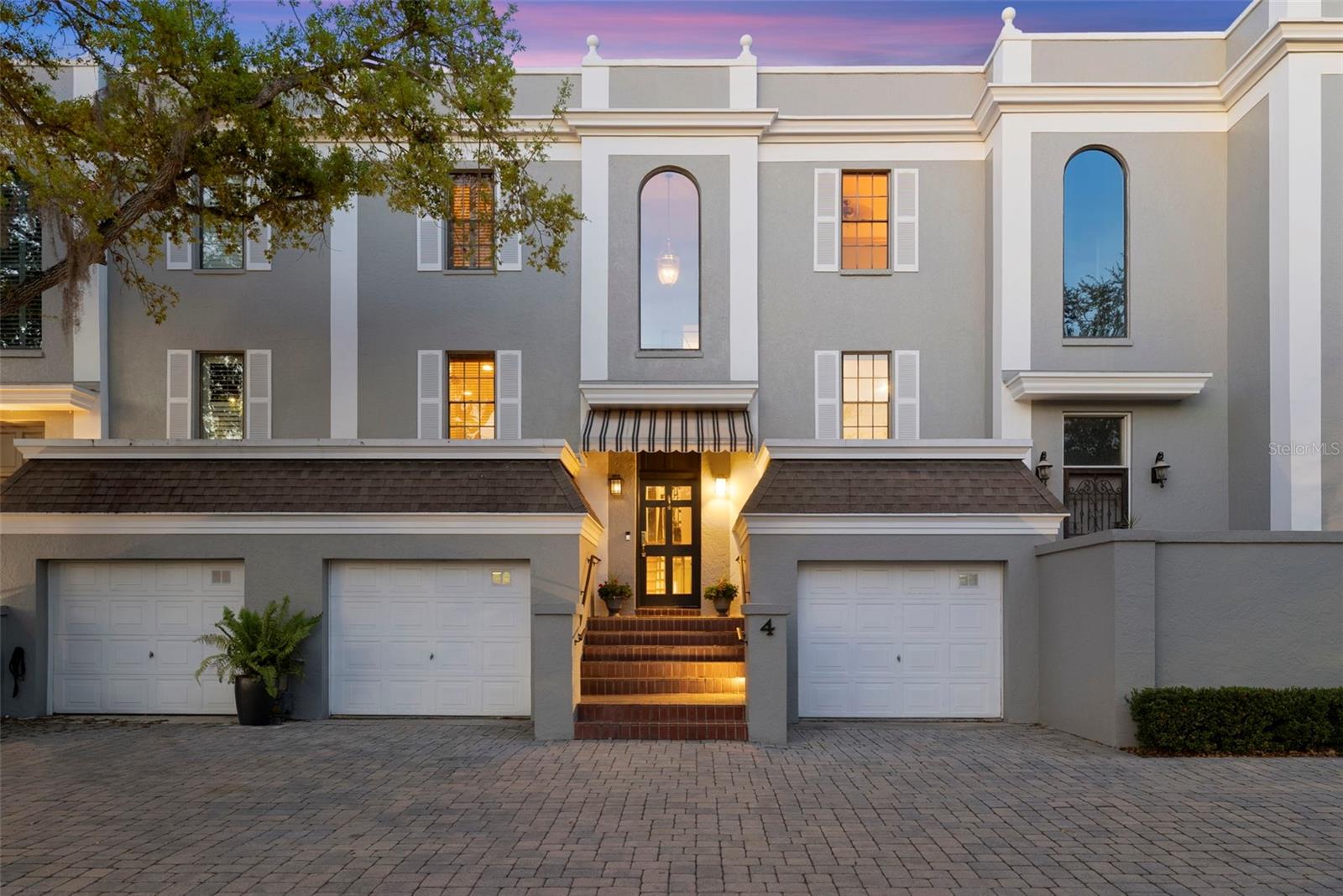 5010 BAYSHORE CONDO INC - Residential