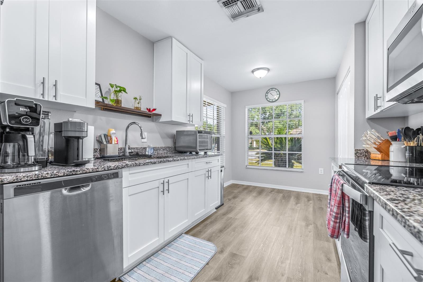 LAKEMONT HILLS PH II - Residential