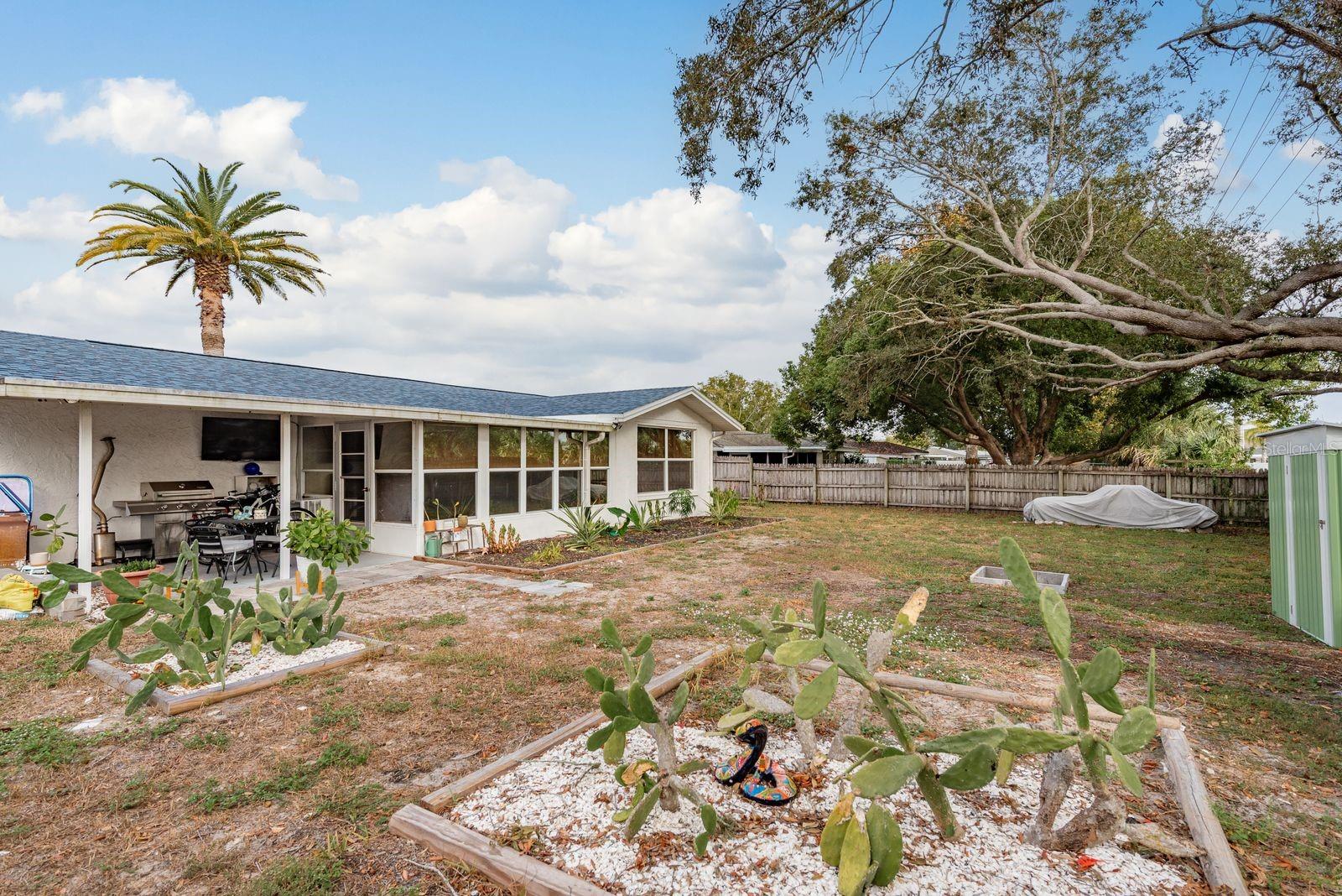 JASMINE LAKES - Residential