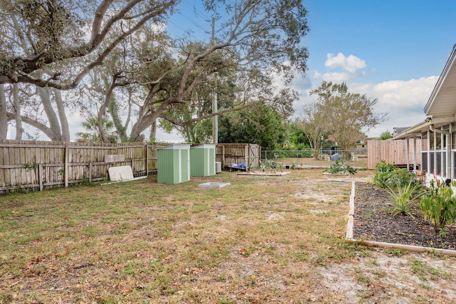 JASMINE LAKES - Residential