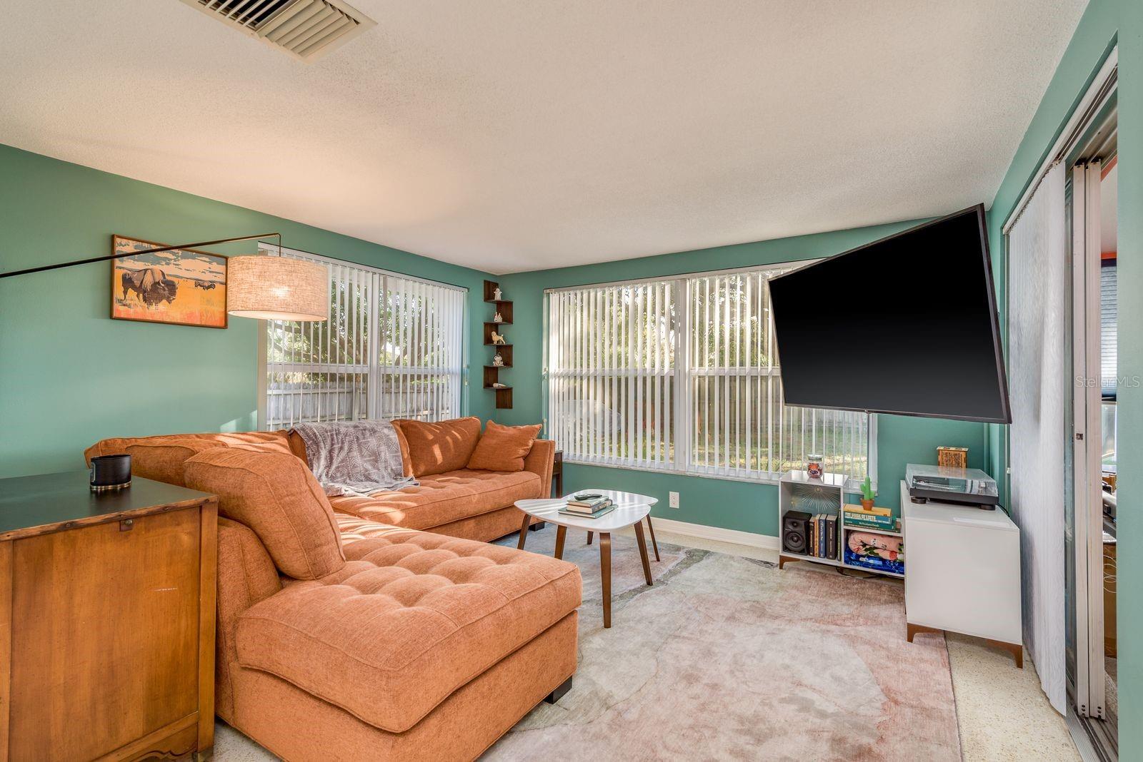 JASMINE LAKES - Residential