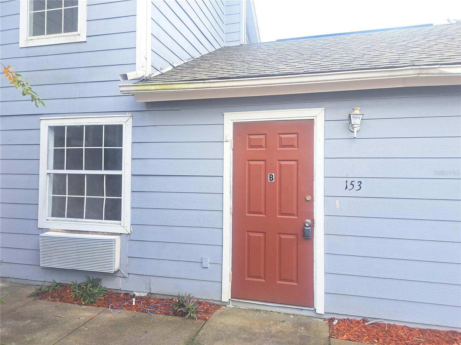 153 Mango Dr. Unit B. This is a STUDIO with full bath, private entry and sink with counter. Refrigerator included. Tenant can add counter mount small cooking pots/pans.
Utilities included in the rent.
All measurements are approximate.