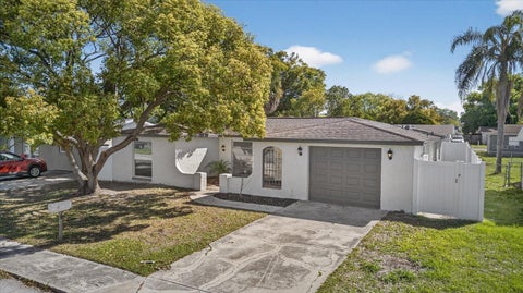 Photo of 10028 Vineyard Lane, Port Richey, FL 34668 (MLS # O6414673)