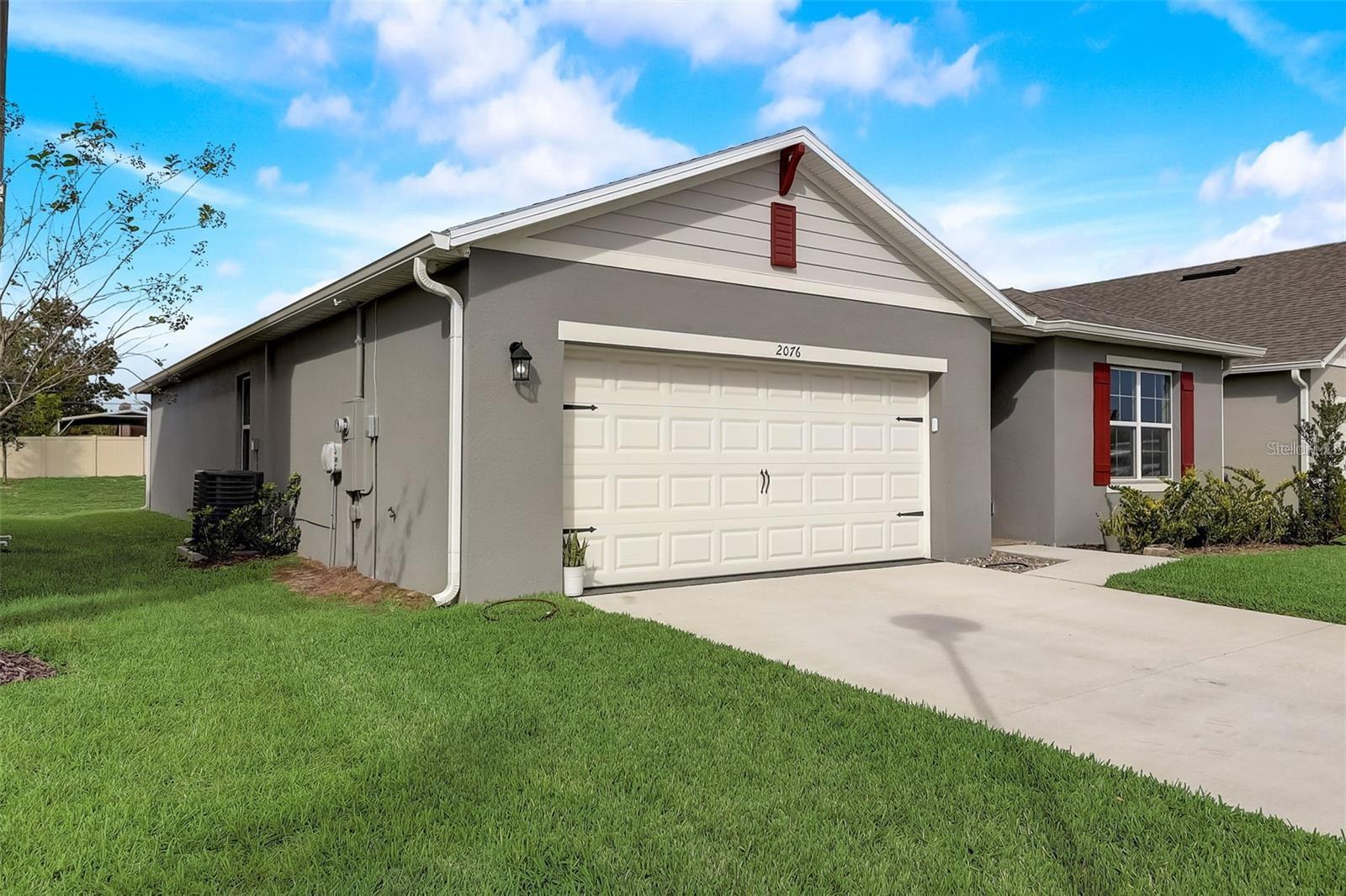 2076 TAY WES DR
