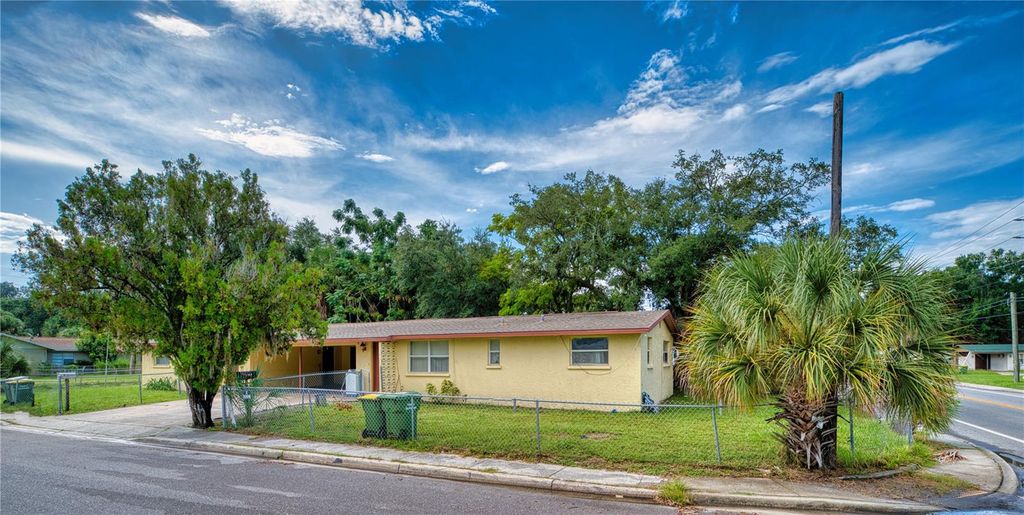 Photo of 1610 22nd Street, Sarasota, FL 34234 (MLS # A4647697)