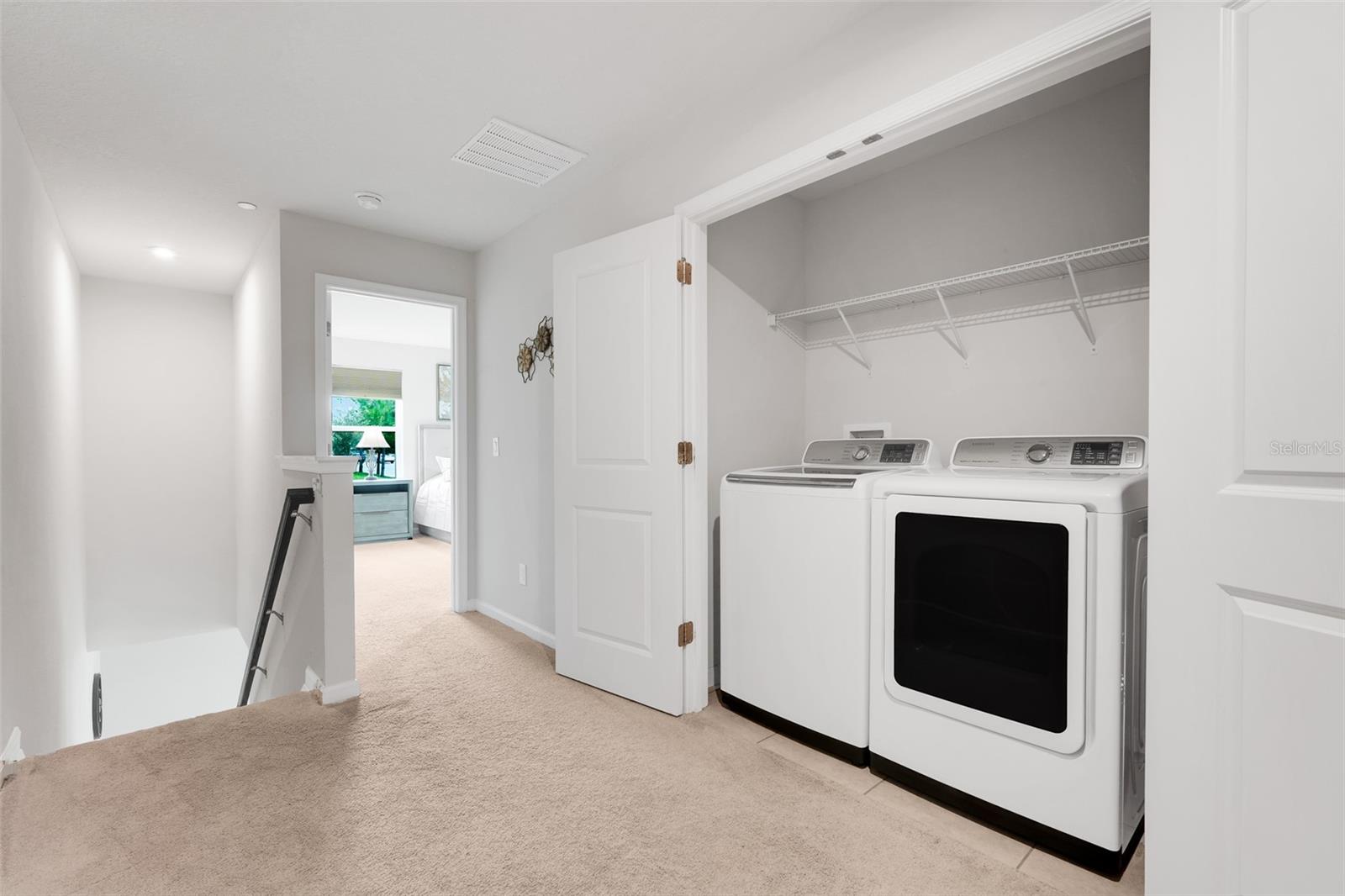 HOLDEN RDG TWNHMS - Residential Lease