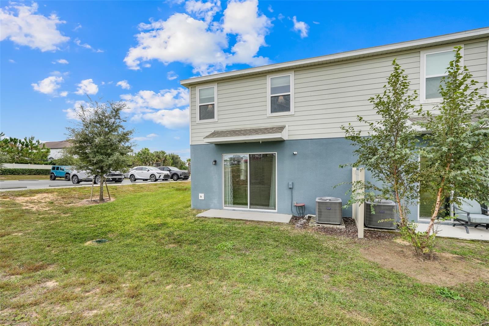 HOLDEN RDG TWNHMS - Residential Lease