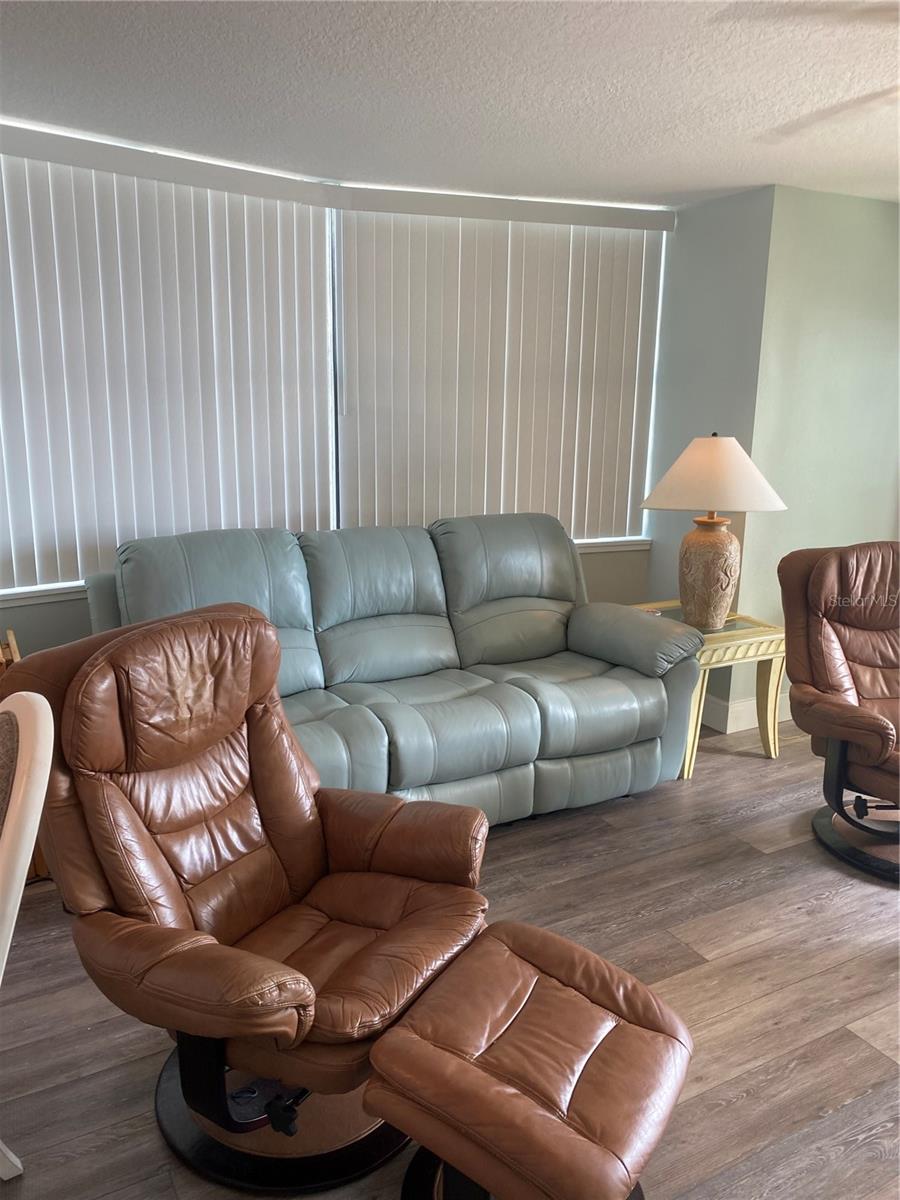 PONCE DE LEON TOWERS CONDO - Residential Lease