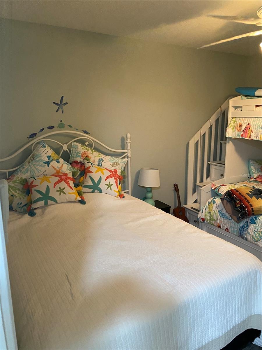 PONCE DE LEON TOWERS CONDO - Residential Lease