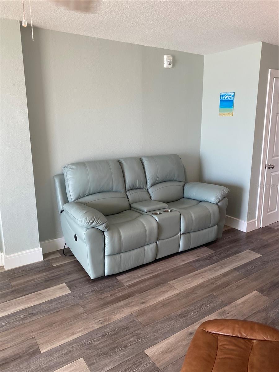 PONCE DE LEON TOWERS CONDO - Residential Lease