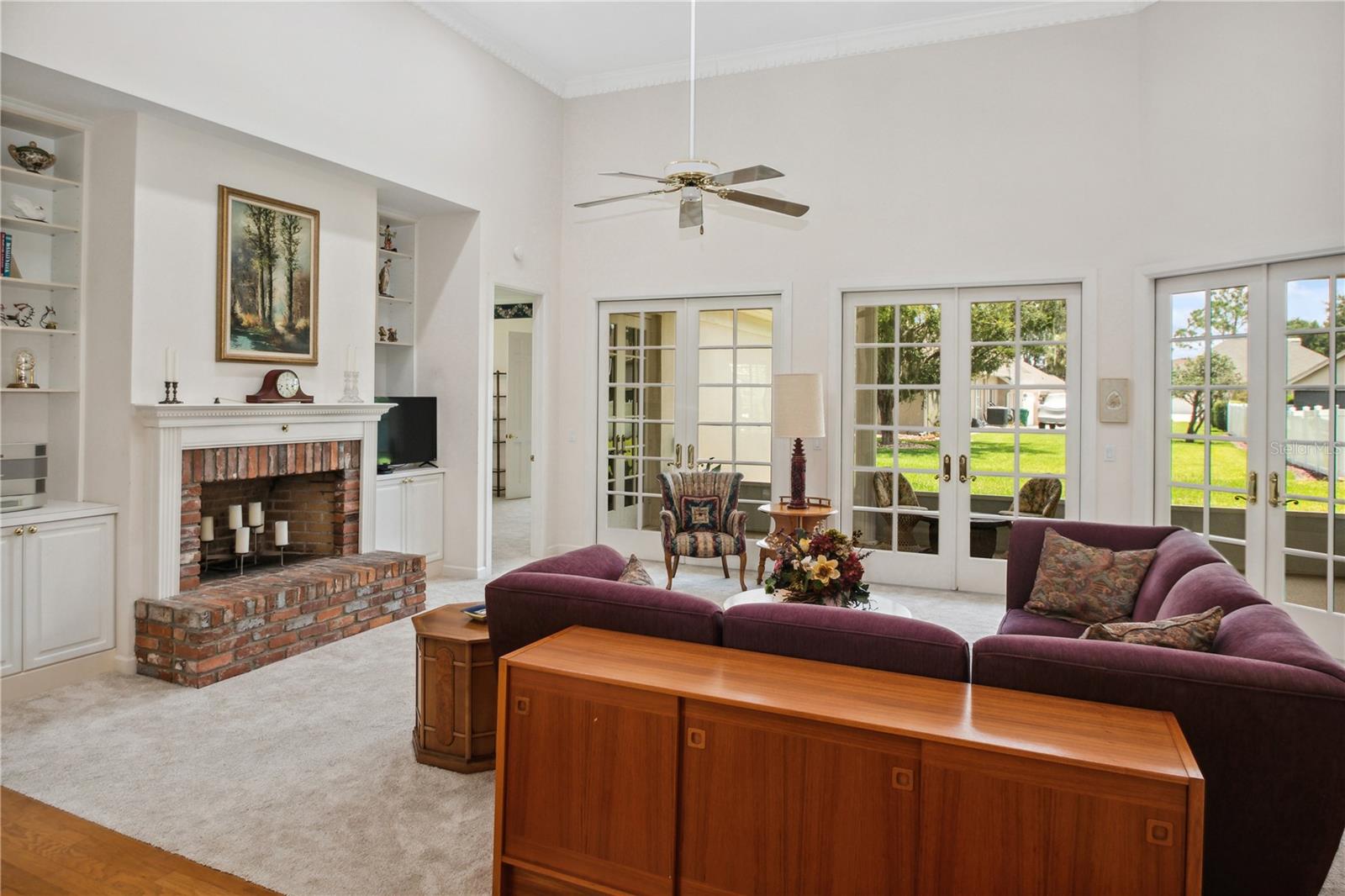 PARK PLACE ON LAKE JOANNA - Residential