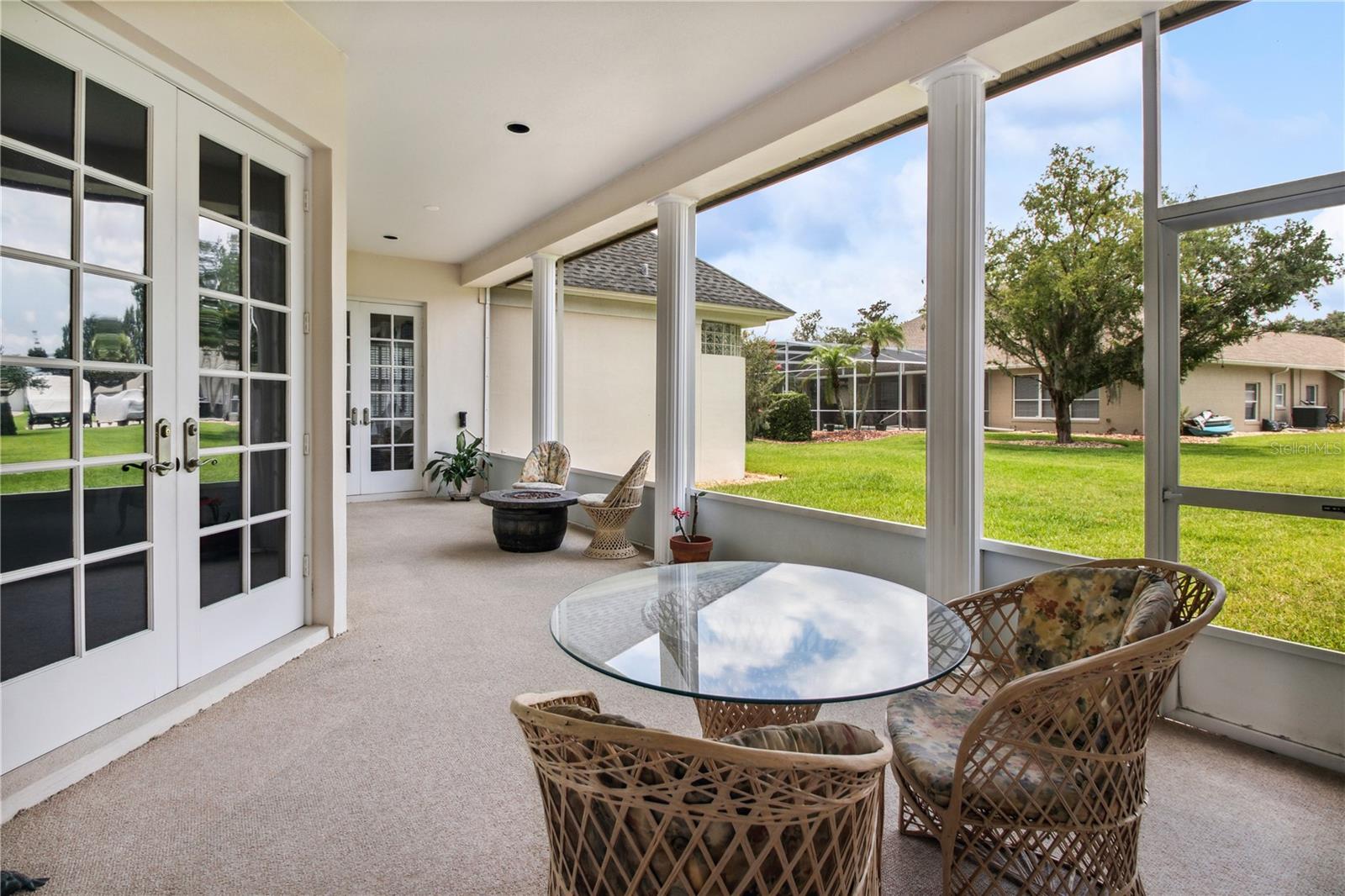 PARK PLACE ON LAKE JOANNA - Residential