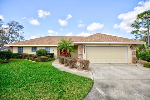 A home in SEBRING