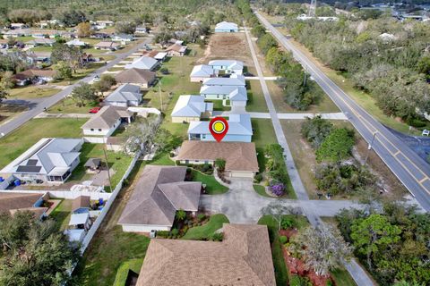 A home in SEBRING