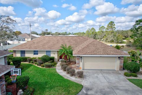 A home in SEBRING