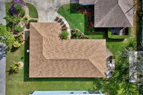 A home in SEBRING