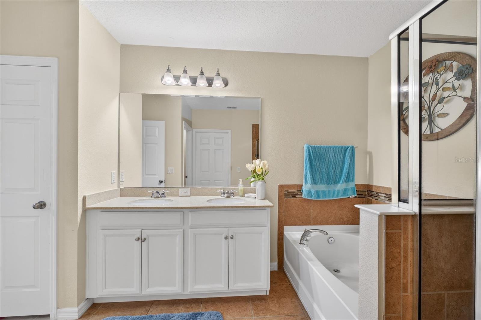 EAGLE POINTE PH 4 - Residential