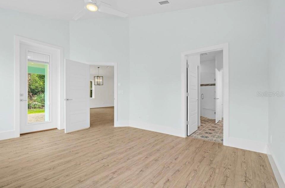 STEFLIK - Residential