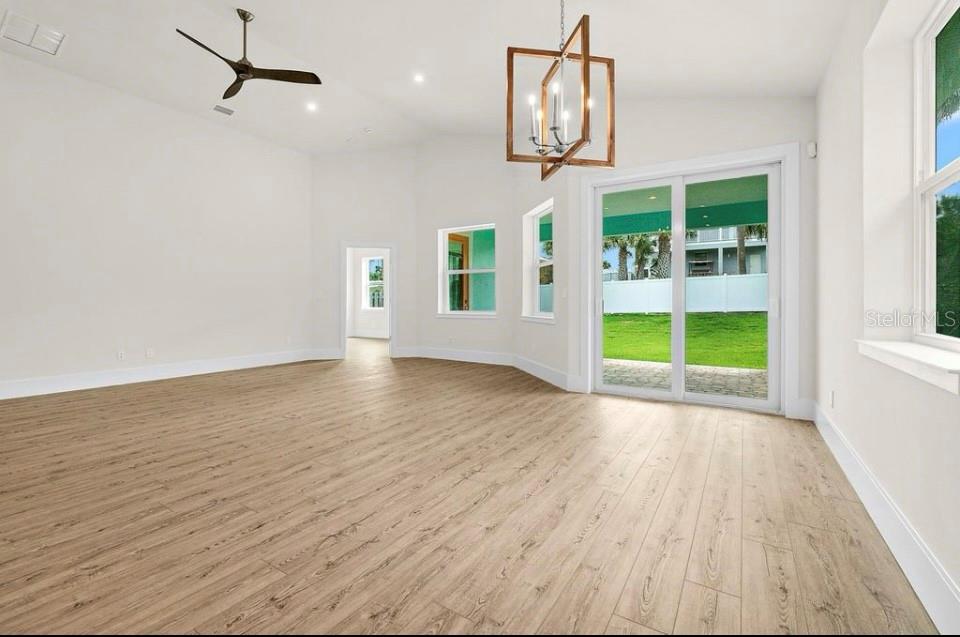 STEFLIK - Residential