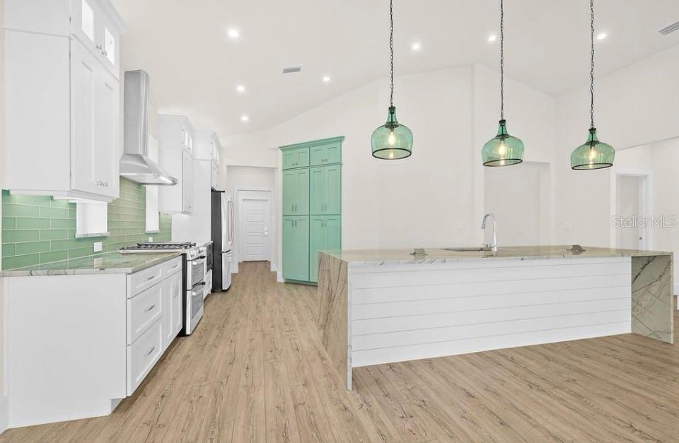 STEFLIK - Residential