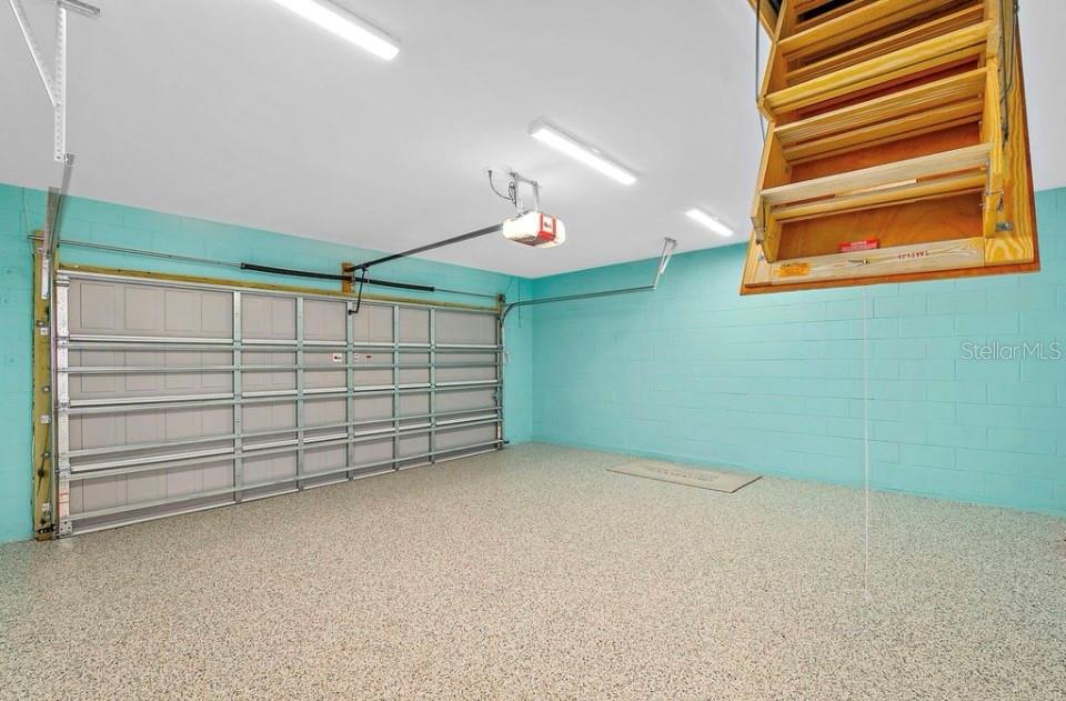 STEFLIK - Residential