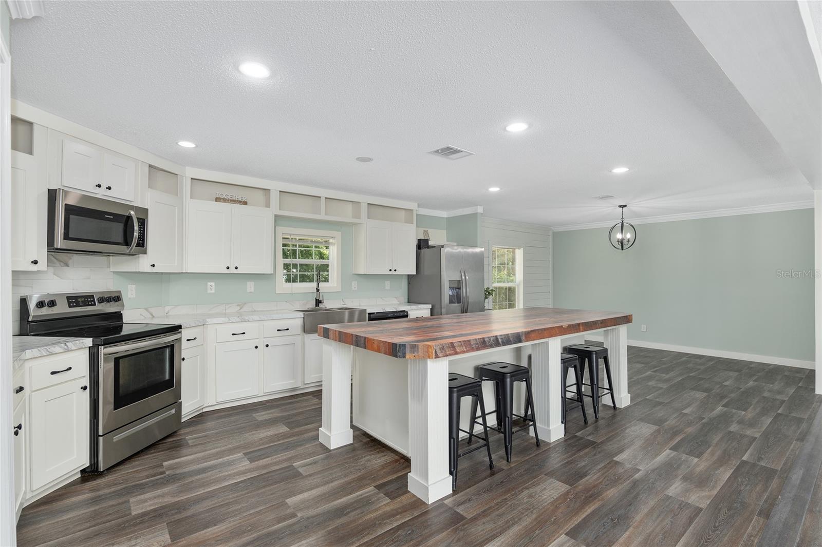 WILLISTON HLNDS UN 14 - Residential