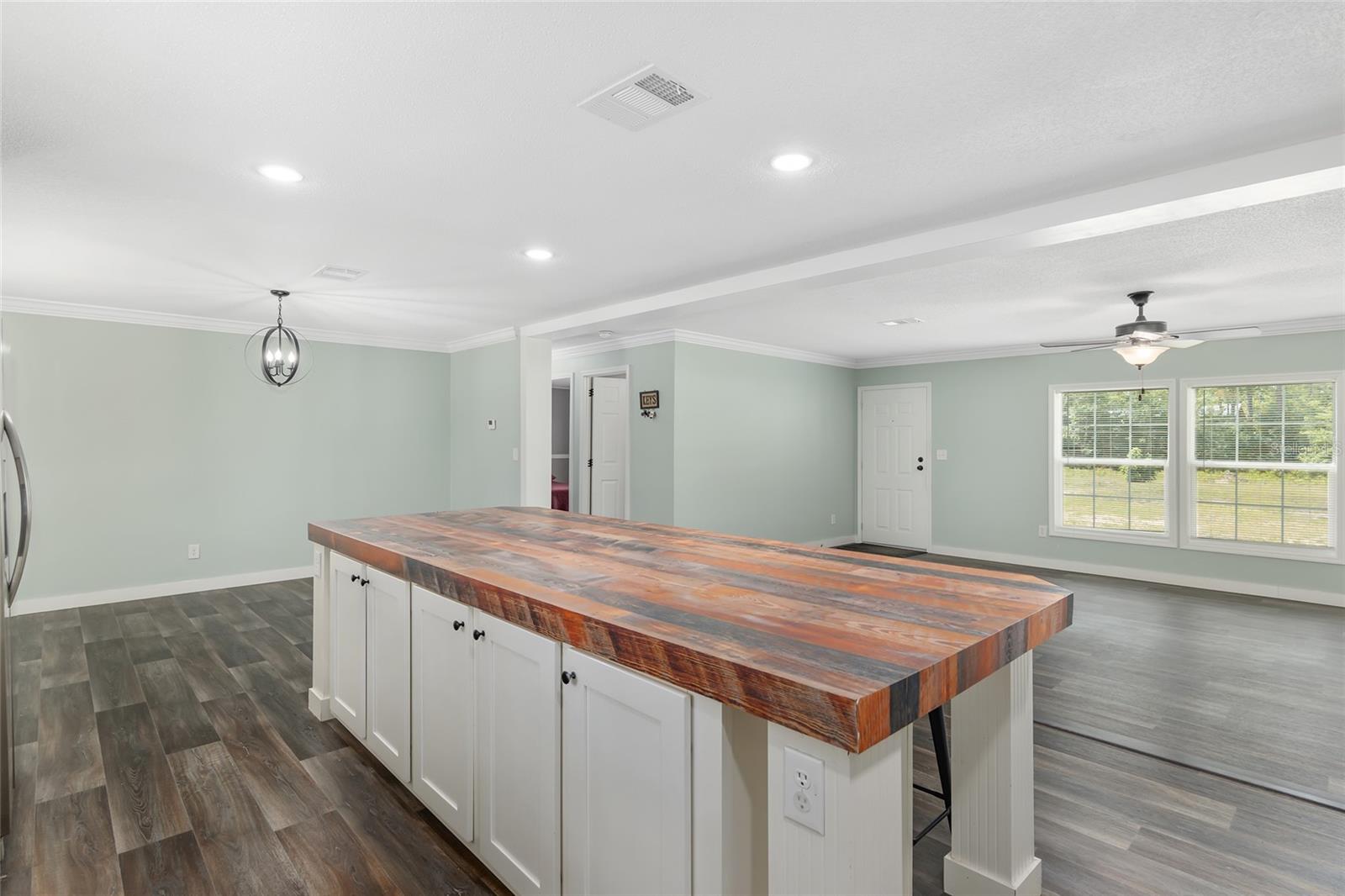 WILLISTON HLNDS UN 14 - Residential