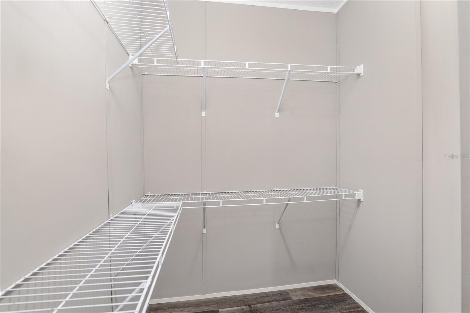 WILLISTON HLNDS UN 14 - Residential