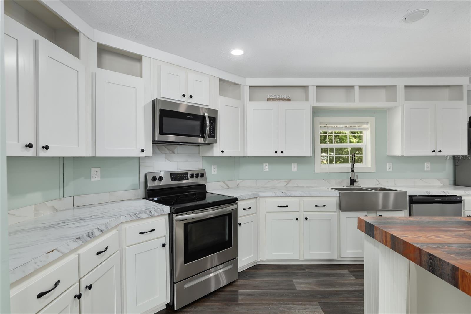 WILLISTON HLNDS UN 14 - Residential