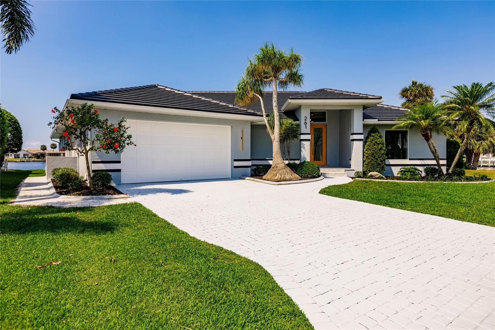 261 VENEZIA COURT