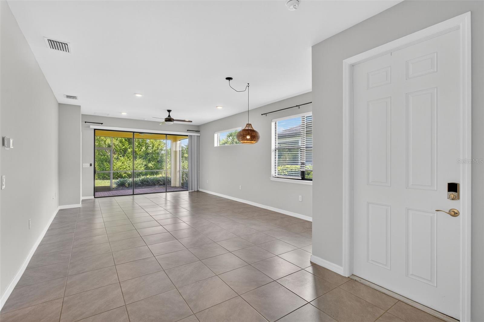 PRESERVE/WEST VLGS PH 2 - Residential Lease