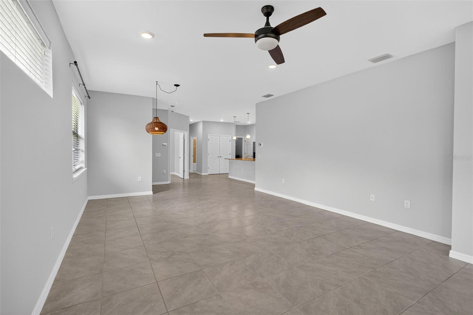 PRESERVE/WEST VLGS PH 2 - Residential Lease