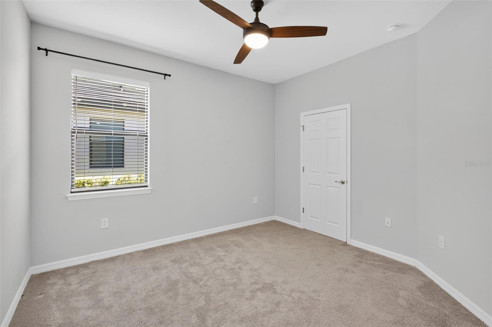 PRESERVE/WEST VLGS PH 2 - Residential Lease