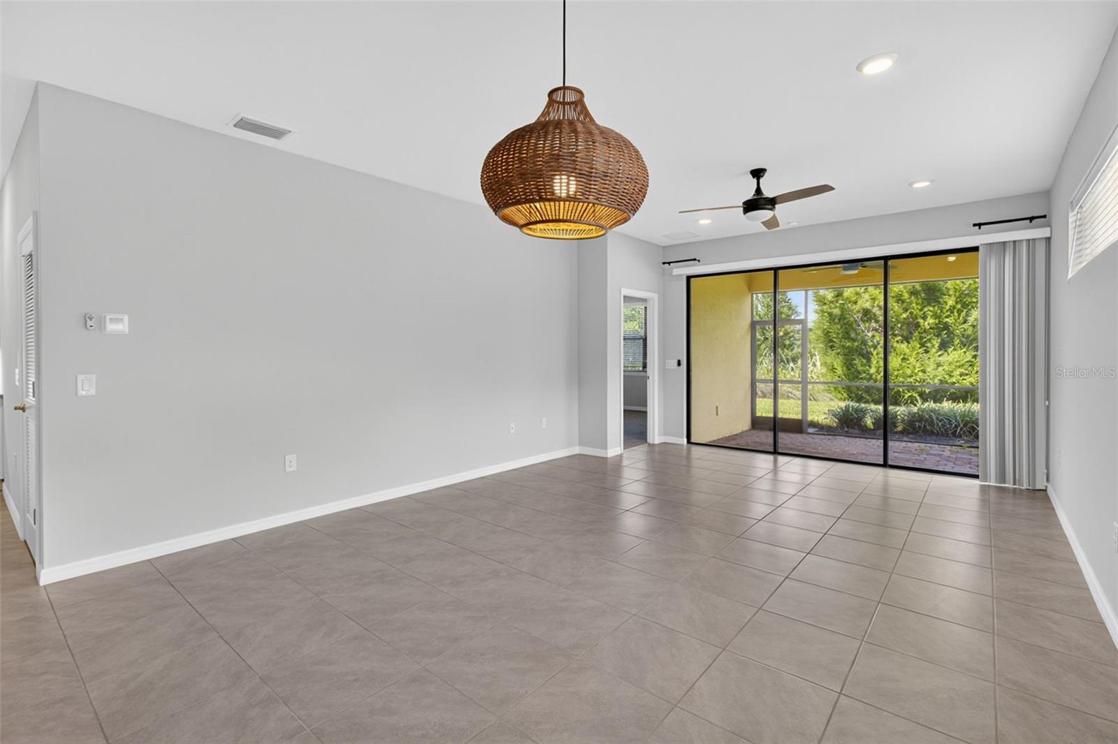 PRESERVE/WEST VLGS PH 2 - Residential Lease