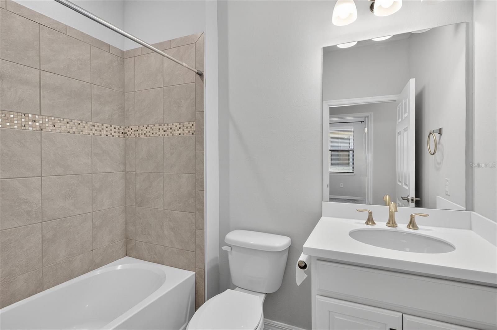 PRESERVE/WEST VLGS PH 2 - Residential Lease