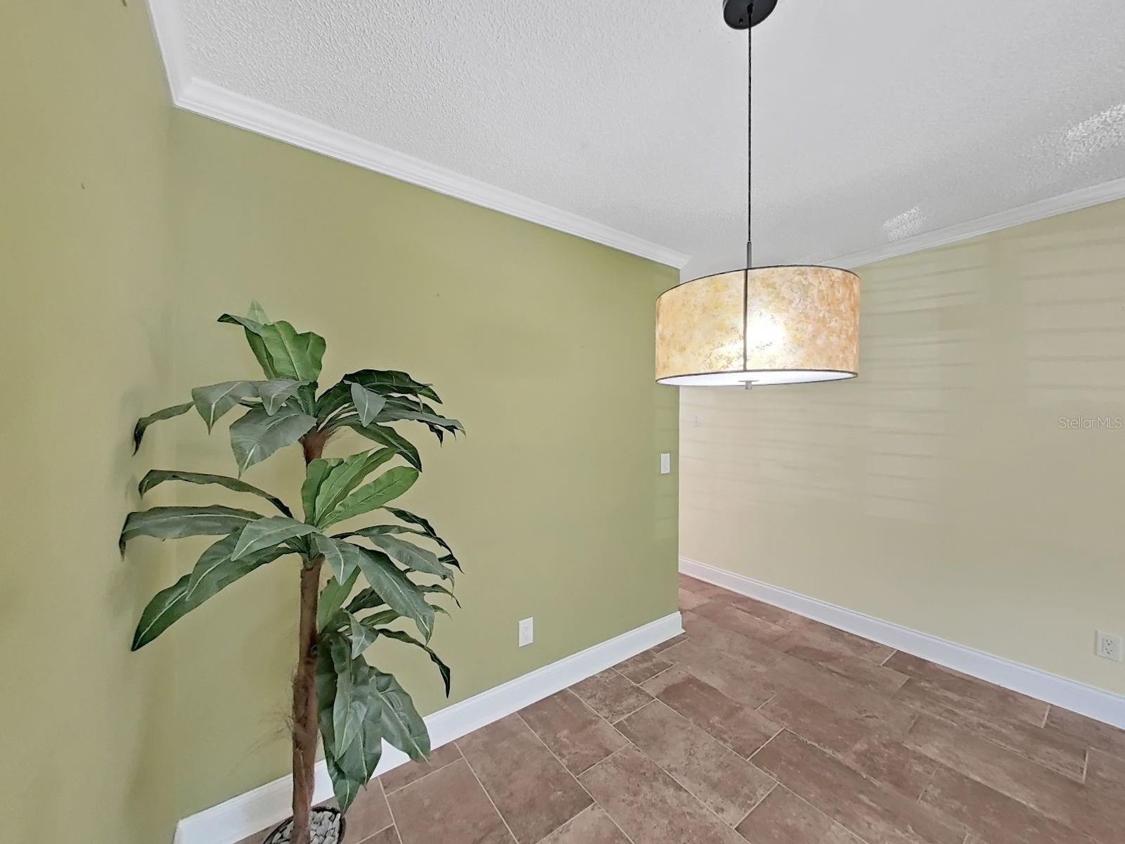 ON TOP OF THE WORLD - Residential