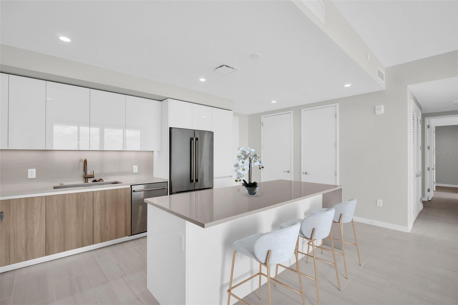 400 CENTRAL - Residential