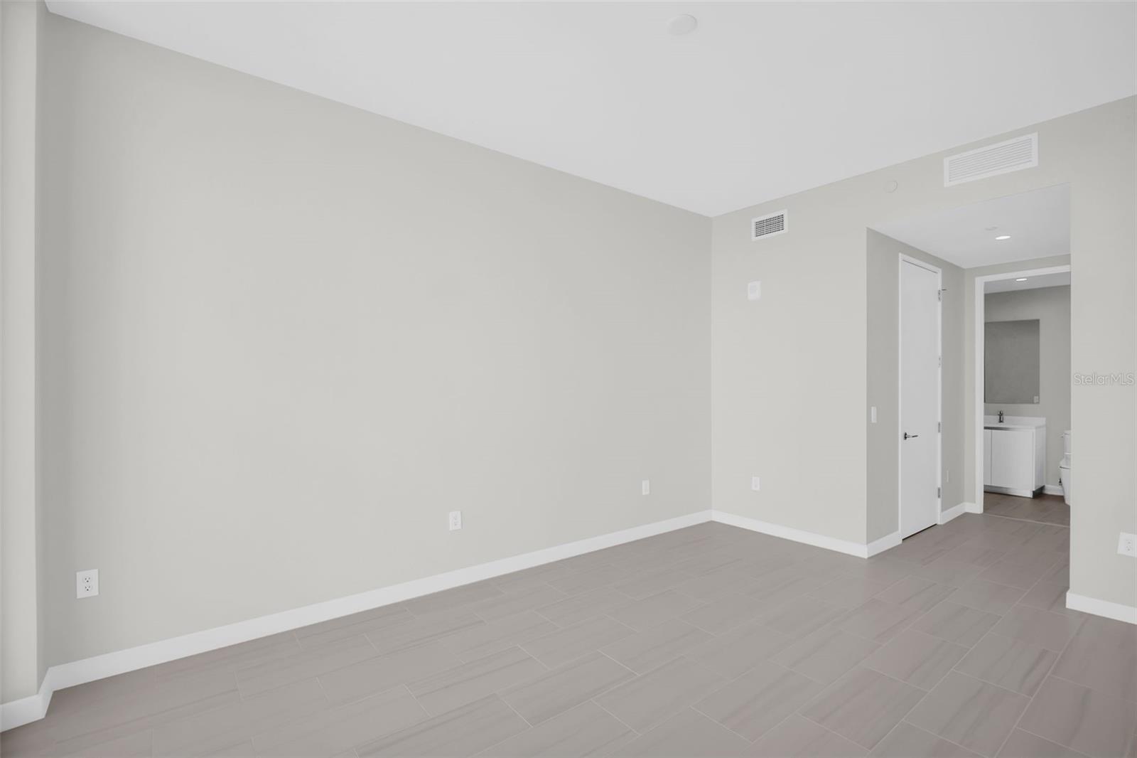 400 CENTRAL - Residential