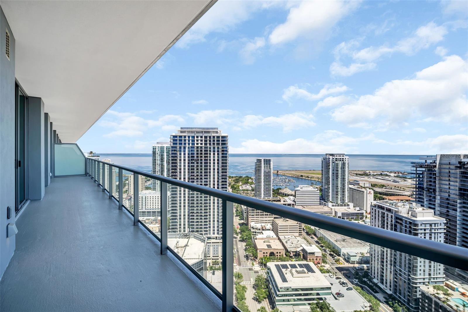 400 CENTRAL - Residential