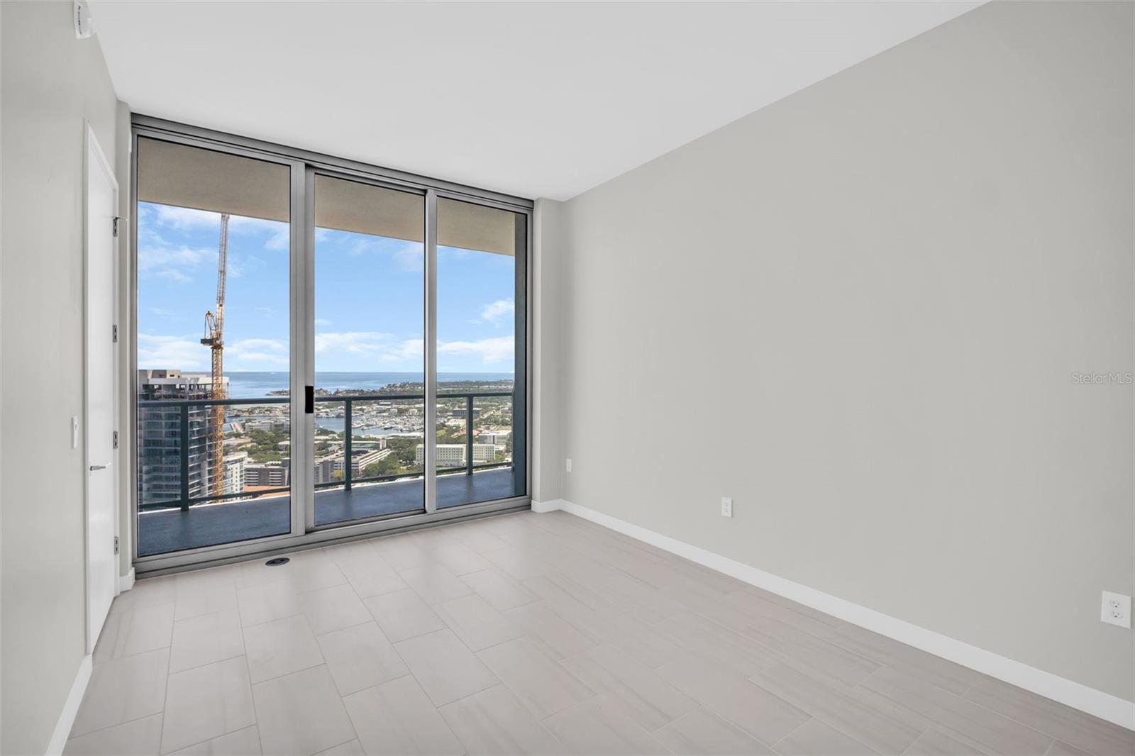 400 CENTRAL - Residential